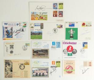 International Test cricketers. Selection of ten various signed commemorative first day covers. Signatures are S. Warne, E. Weekes, D. Haynes, G. Flower, C. Lloyd, Aravinda De Silva, M. Crowe, A. Border, R. Marsh and R. Hadlee.