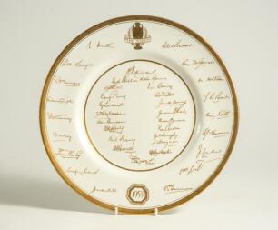 The Ashes&rsquo; England v Australia 1953. Magnificent Royal Worcester bone china plate produced by the factory to commemorate the Ashes series in England 1953. The plate bears the printed signatures in gold of the England and the Australian touring teams plus 