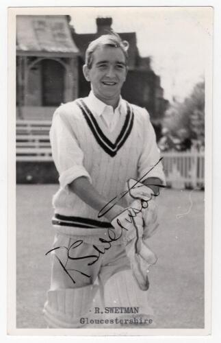 Roy Swetman. Surrey, Nottinghamshire, Gloucestershire & England 1954-1974. Mono real photograph plain back postcard of Smith, three quarter length, walking on to the pitch donning his wicket-keeping gloves. Nicely signed in black ink to the photograph &lsquo;R.