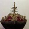 A Highly Important Imperial Pearl Inlaid Kingfisher Feather Decorated Court Hat, Chaoguan - 6