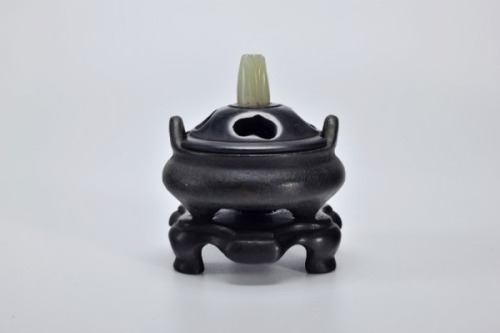A Bronze Tripod Censer with Wooden Stand