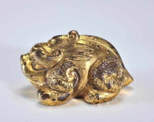 A Gilt-bronze Toad