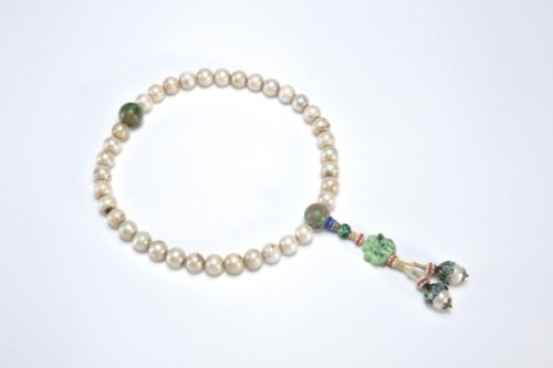 A Pearl Prayer Beads