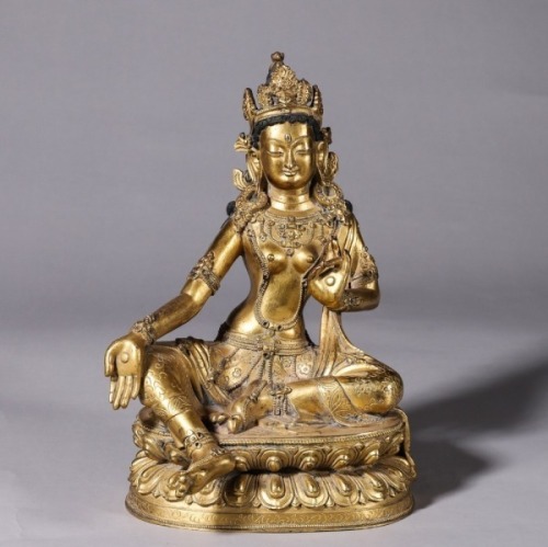 A Gilt-bronze Green Tara