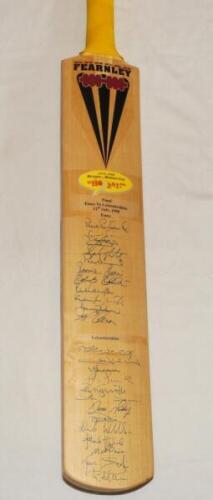 Benson & Hedges Cup Final. Essex v Leicestershire 1998. Full size Duncan Fearnley bat with Benson & Hedges 'Howzat' emblem, for the Final played at Lord's, 11th- 12th July 1998. Very nicely signed to the face by eleven members of the Essex team and thirte