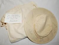 Derek Randall. Nottinghamshire & England. A selection of cricket attire originally the property of Randall. Items include a white cricket sun hat signed to the rim by twelve Nottinghamshire players. Signatures include Randall, French, Robinson, Cairns, Ev