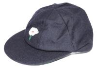 Ashley Metcalfe. Yorkshire & Nottinghamshire 1983-1997. Yorkshire navy blue cloth 1st XI cricket cap worn by Metcalfe, embroidered with the White Rose of Yorkshire to front. Handwritten note of authentication from Metcalfe. G - cricket