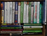 England autobiographies and biographies 1960s-2000s. Twenty eight titles each signed by the player/ author. Signatures include David Sheppard, Basil D'Oliveira, Bob Barber, Brian Reynolds, Raman Subba Row, Fred Trueman, Tom Graveney, Tony Lewis, Derek Sha