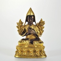 A Tibetan Gilt-bronze Seated Tsong Khapa