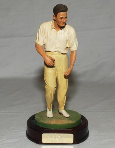 Harold Larwood. Nottinghamshire &amp; England. Endurance Ltd cold-cast porcelain figure of Larwood in bowling pose. On wooden plinth with title. Approx 8&quot; tall. G - cricket