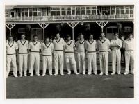 Australia tour to England 1964. Scarborough Festival. Original mono press photograph of the Australian team lined up in one row wearing cricket attire in front of the pavilion, for the match v T.N. Pearce's XI, 5th- 8th September 1964. Players are Simpson