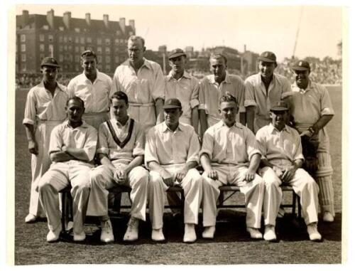 'England's record-breaking Test team 1938'. England v Australia, fifth Test, The Oval, 20th- 24th August 1938. Large original mono press photograph of the victorious England team at the Oval after the final Test of the series. The England team, depicted s