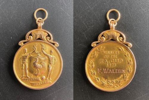 Frederick 'Fanny' Ingram Walden. Northampton Town, Tottenham Hotspur &amp; England 1909 to 1927. Tottenham Hotspur 'Football Association Cup Winners 1920-1921'. Original 15 carat gold medal presented to Walden as a member of the Tottenham Hotspur team who