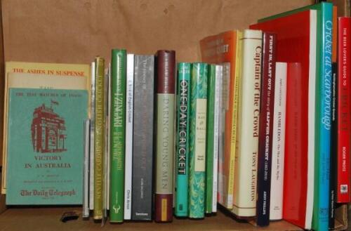 Cricket histories, biographies etc. Box comprising twenty eight titles including hardbacks, softbacks, booklets etc. Includes eight signed titles, 'Frindall's Score Book. The Centenary Test at Melbourne', Bill Frindall 1977. 'One Day Cricket', Jim Laker 1