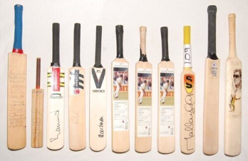 Signed miniature cricket bats. A selection including seven individually signed bats including three by Richard Hadlee for his career total of 431 wickets, also Derek Randall, Shane Warne, Rahul Dravid, and one other, all 15". Also a bat signed by thirteen