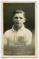 Harry Skitt. Tottenham Hotspur 1924-1931. Mono real photograph postcard of Skitt, half length, in Spurs shirt. Title to lower border 'H. Skitt'. Signed in ink 'Yours sincerely, H. Skitt'. W.J. Crawford of Edmonton postcard. Postally unused. Very good cond