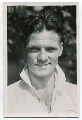 John Alfred Morrison. Tottenham Hotspur 1931 and 1932-1946. Mono postcard size real photograph of Morrison, head and shoulders, in Spurs shirt. Photograph by Dailypress Photographic Agency, with stamp to back. 4"x6". Good+ condition - football<br><br>Morr