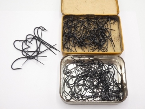 A good collection of Victorian blind eyed salmon fly hooks, approximately 210 in total, mostly 1/0 size with ten larger 7/0 examples, all in unused condition (Q)