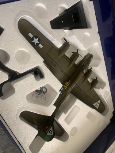 Corgi Aviation archive Boeing B-17G Flying Fortress
