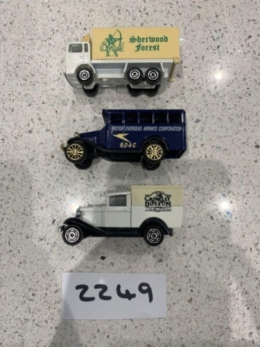 3 x unboxed models