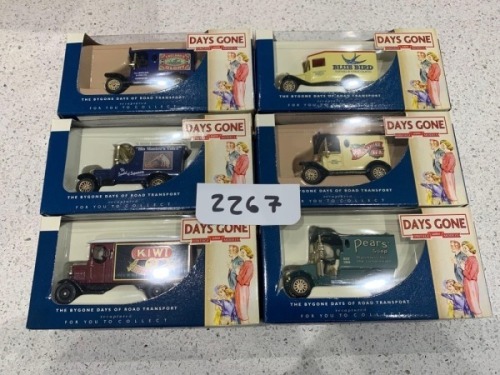 Lledo Days Gone set of 6 vehicles