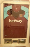 West Ham United Signed And Framed Shirt 2017/18 Season Certificate of Authenticity