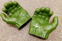 Lou Ferrigno Hulk Signed Hulk Hands