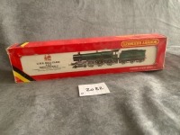Hornby Railway 00 gauge GWR Hall Class 4-6-0 Kneller hall
