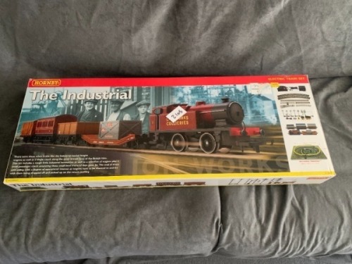 Hornby The Industrial electric train set 00 gauge
