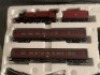 Hornby Harry Potter Hogwarts Express Electric Train Set - 4