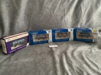 Set of 4 Dapol 00 gauge accessories