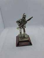 5 x Royal Hampshire & English Minitures Pewter & Silver Plated Figures, See Description for more information.