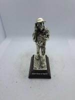5 x Royal Hampshire & English Minitures Pewter & Silver Plated Figures, See Description for more information.