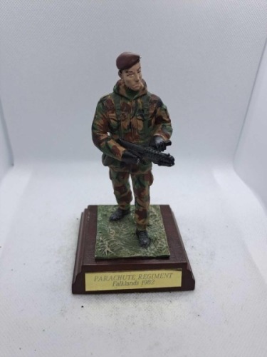 4x hand painted soldiers. parachute regiment faklands 1982. parachute regiment 1942 - 2002. the sas who dares wins. d day 6th June 1944. Possibly Royal Hampshire/ English Minitures