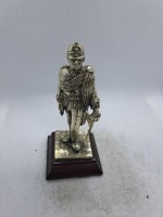 5 x Royal Hampshire & English Minitures Pewter & Silver Plated Figures, See Description for more information.