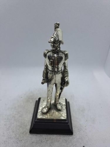 5 x Royal Hampshire & English Minitures Pewter & Silver Plated Figures, See Description for more information.