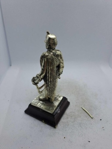 5 x Royal Hampshire & English Minitures Pewter & Silver Plated Figures, See Description for more information.