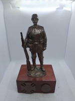 World War 1 soldier resin bronze effect 1914-1918 ww1 hand made resin model