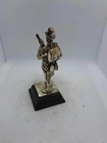 5 x Royal Hampshire & English Minitures Pewter & Silver Plated Figures, See Description for more information.