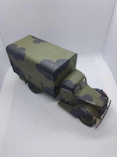 Airfix Models 5x ww2 mixed transport vehicles