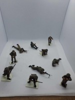 Airfix Models 10x ww2 mixed soldiers
