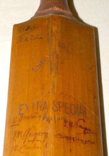 England v Australia 1921. Gunn & Moore ‘William Gunn’ Autograph cricket bat signed in ink to the back of the bat by the England and Australian teams who played in the Test series held in England in 1921. Sixteen signatures of the England players and fourt