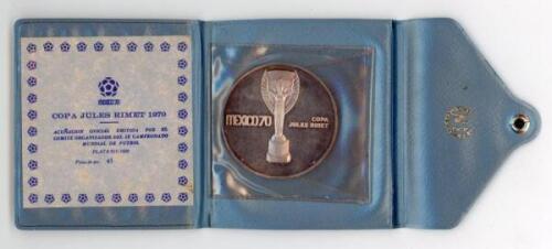 World Cup 1970. Silver metal limited edition medallion produced for the Finals held in Mexico. In original presentation wallet. Limited edition 925/1000. Good condition