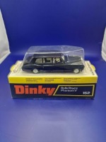 Dinky Diecast #152 Rolls Royce Phantom V in bubble packaging 1968-1977