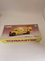 Corgi Diecast #D822/12 Limited Edition 1:50 Scale Bedford Box Van Toy Master
