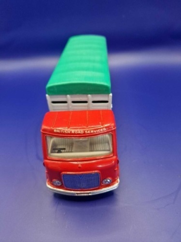 Dinky diecast unboxed #914 AEC Articulated Lorry and AEC Trailer with British Road Services decal
