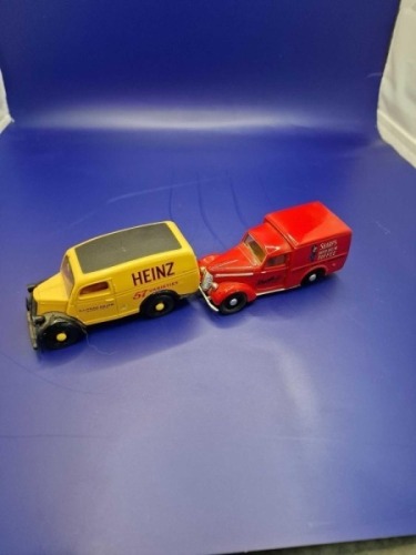 2x Matchbox Dinky diecast vans comprising of Sharps Toffee Commer Van and 1950 Ford Heinz Van