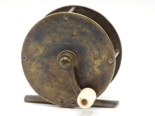 A scarce early C. Farlow brass 2 ¾" brass wide drummed trout fly winch, domed bone handle on curved crank winding arm, block foot, triple cage pillars, rear raised check housing and fixed check mechanism, faceplate script engraved early 221 Strand, Temple