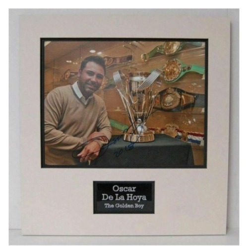 Oscar Del La Hoya Signed And Mounted Photo Coa