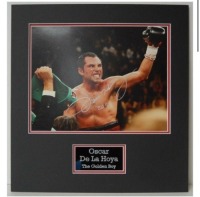 Oscar Del La Hoya Signed And Mounted Photo Coa